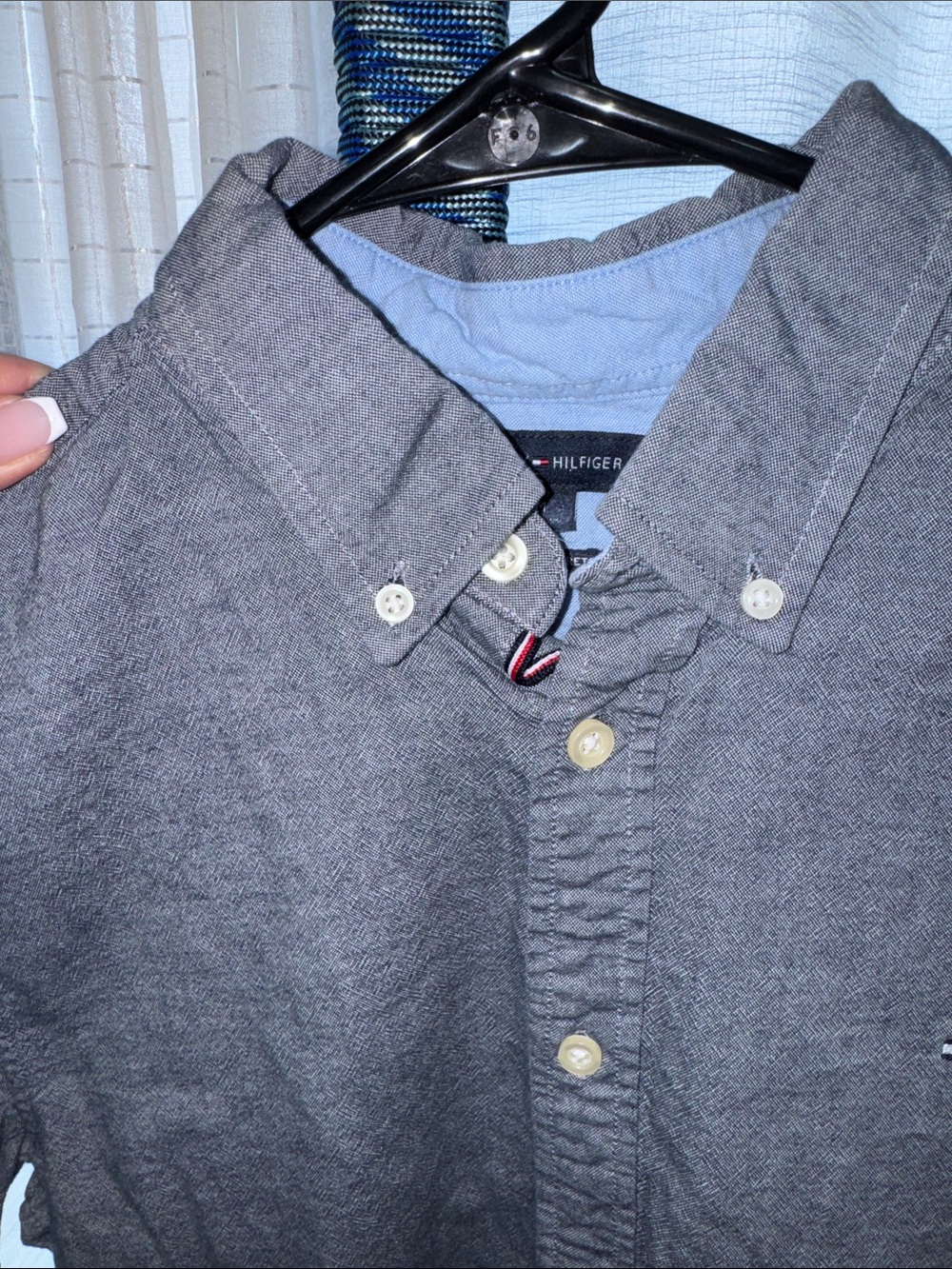 Tommy Hilfiger- Blue Button Down Shirt Size Medium 👔 - Picture 7 of 15